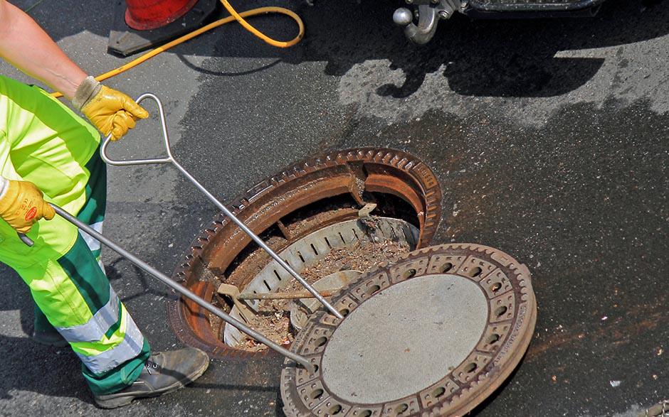 prix intervention débouchage canalisation Ris-Orangis